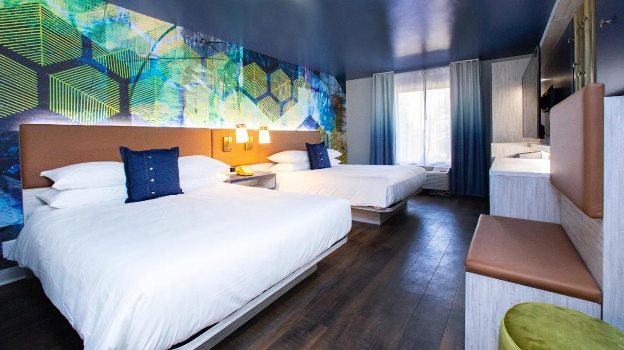 Hotel Denim Greensboro Esterno foto
